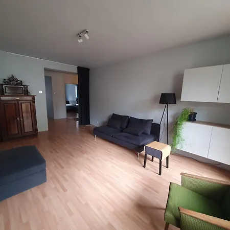 Apartamento 313 *